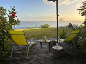 Studio vue mer avec piscine